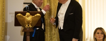 Без нас щяхте да говорите френски: Чарлз заяде Тръмп на визитата си